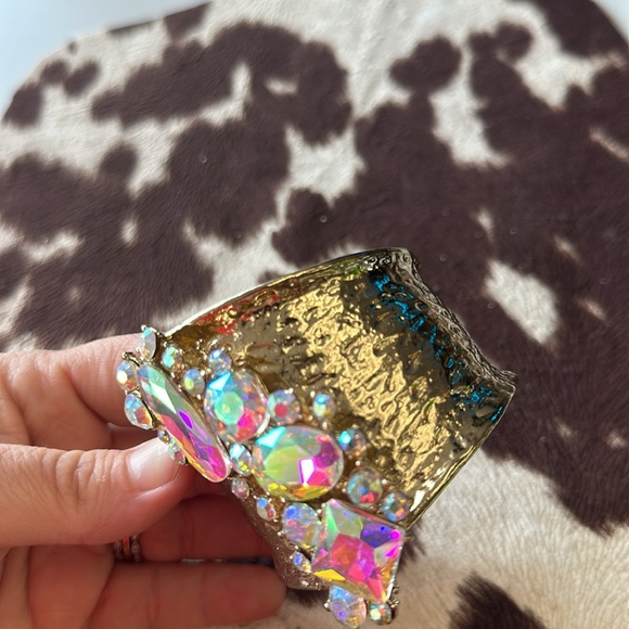Aurora Borealis Gold Cuff - Picture 4 of 5